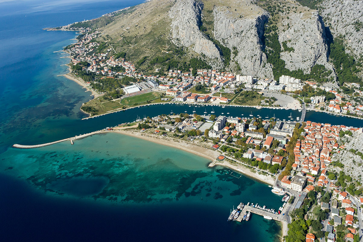 Omiš: How the people from Omiš almost ate up Ulysses? | Plavi Horizont